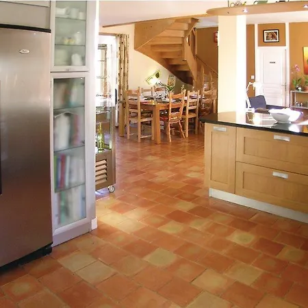 Five-bedroom Holiday In *