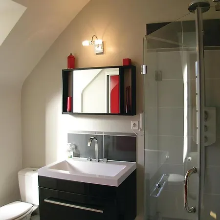 Five-bedroom Holiday In