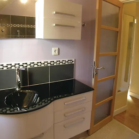 Five-bedroom Holiday In